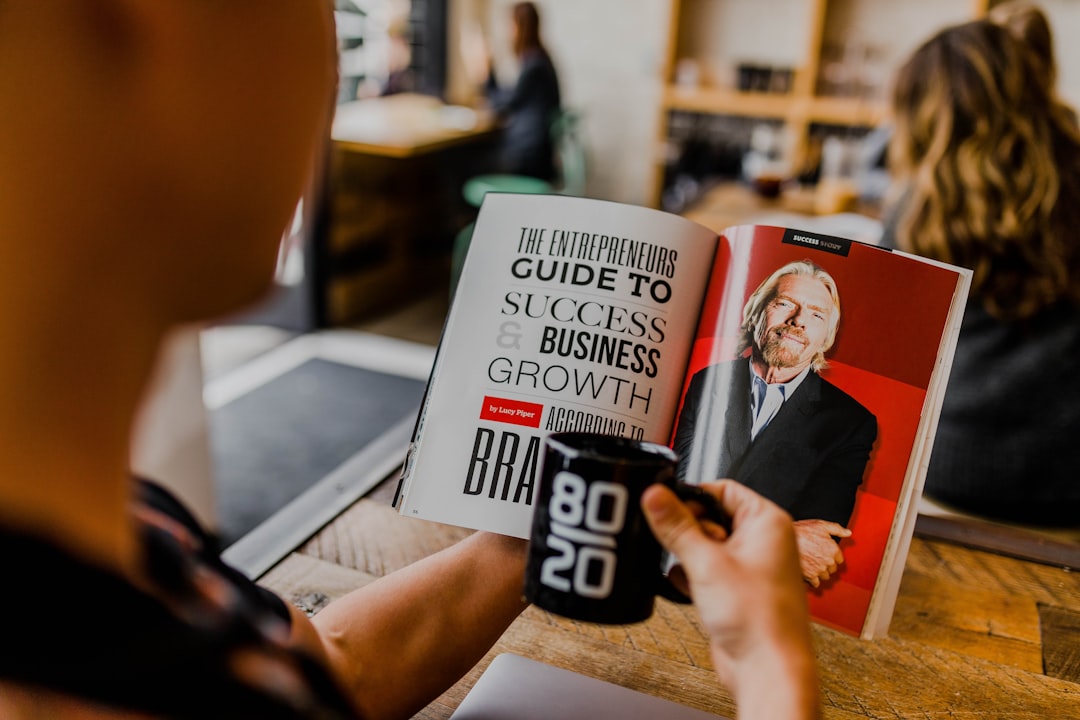LinkedIn Marketing: Strategy, Solutions & Promotion Guide